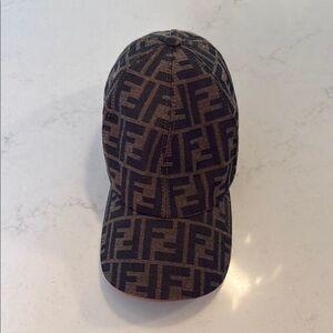 💯 Authentic Fendi Brown Monogram Hat